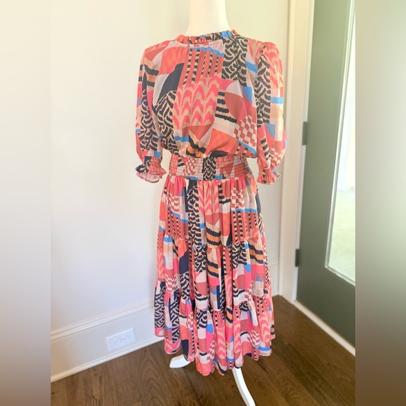 TCEC Women's Cinnamon Red & Navy Abstract Print Smocked Dress Large - Picture 4 of 8